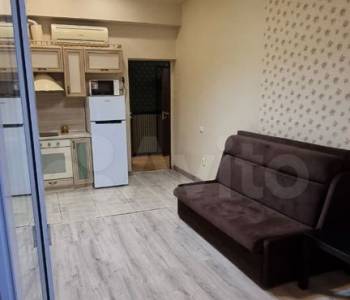 Продается 1-комнатная квартира, 61,4 м²