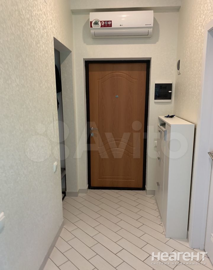 Продается 1-комнатная квартира, 33 м²