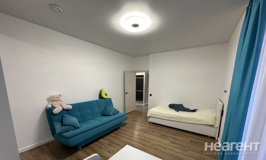 Продается Многокомнатная квартира, 121 м²