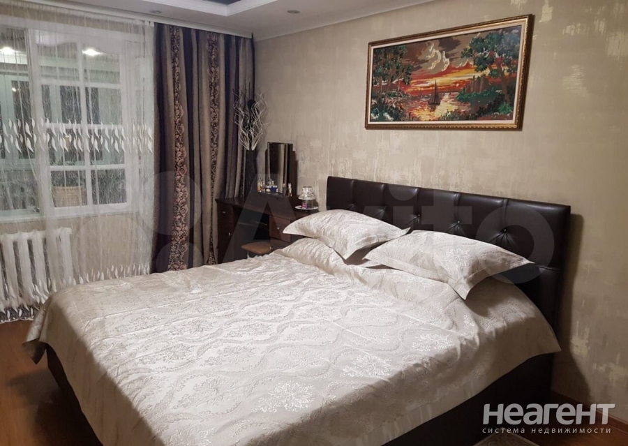 Продается Многокомнатная квартира, 110 м²