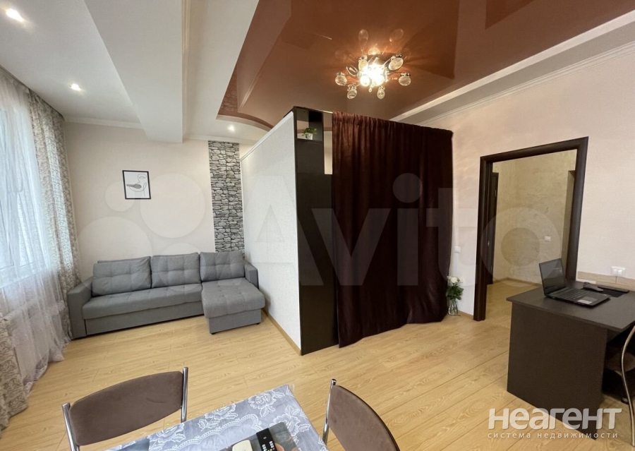 Сдается 1-комнатная квартира, 40 м²