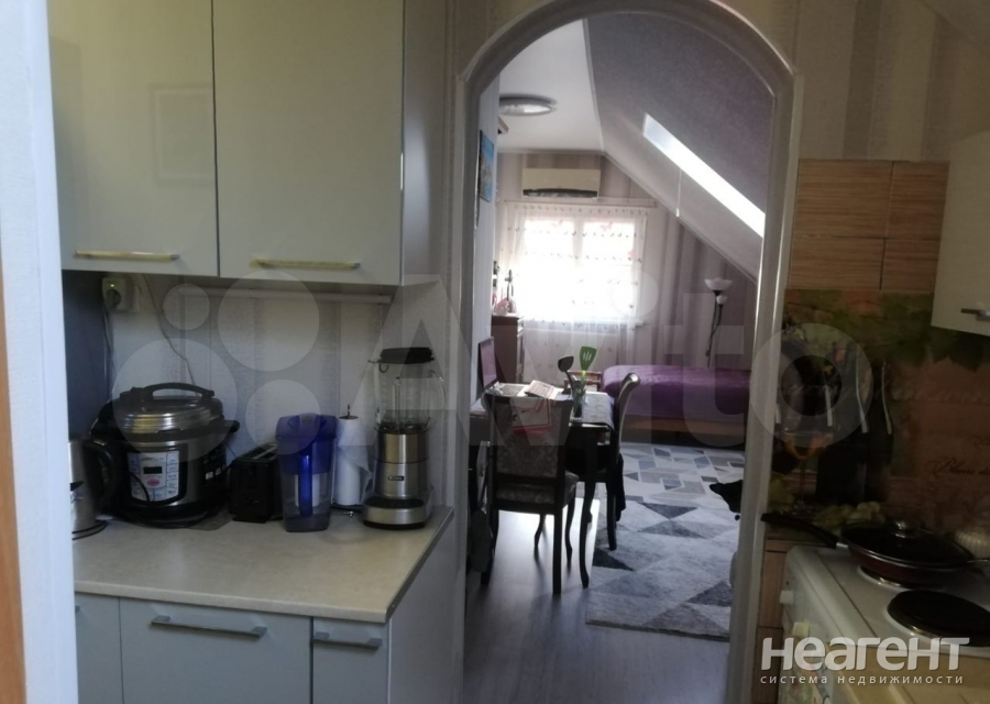 Продается 1-комнатная квартира, 35 м²