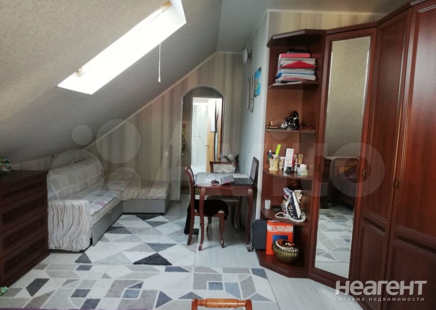 Продается 1-комнатная квартира, 35 м²