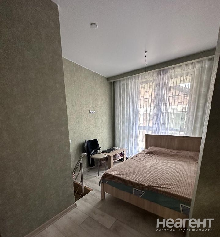 Продается 1-комнатная квартира, 30 м²