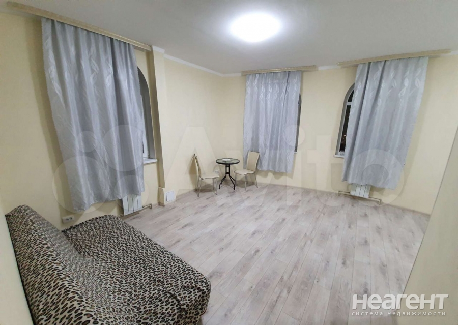 Сдается 2-х комнатная квартира, 55 м²