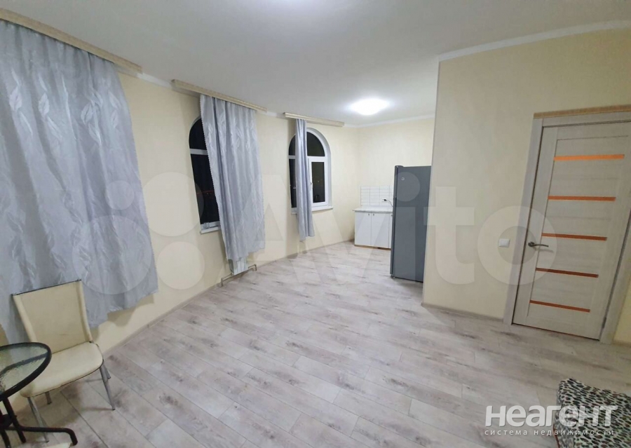 Сдается 2-х комнатная квартира, 55 м²