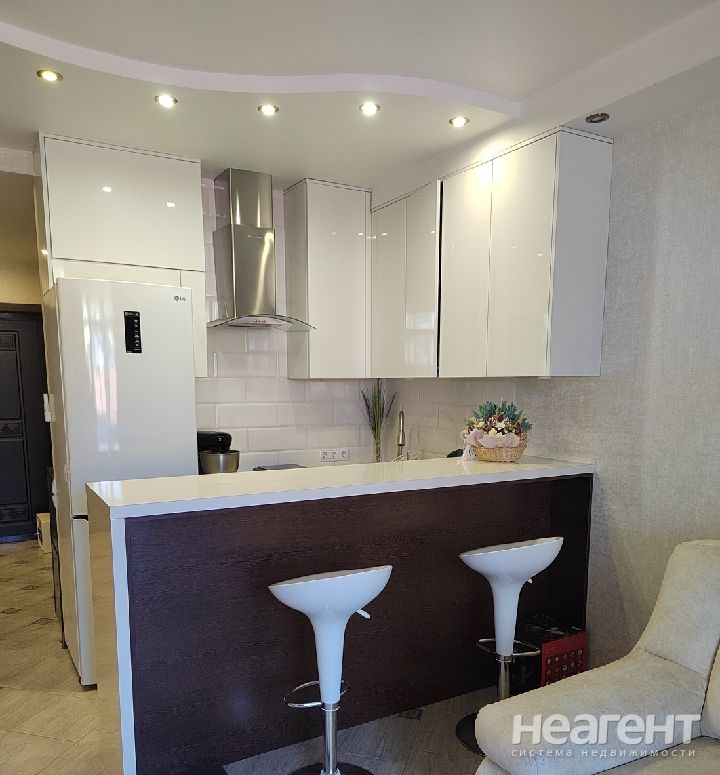 Продается 1-комнатная квартира, 34 м²