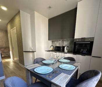 Продается 1-комнатная квартира, 41 м²