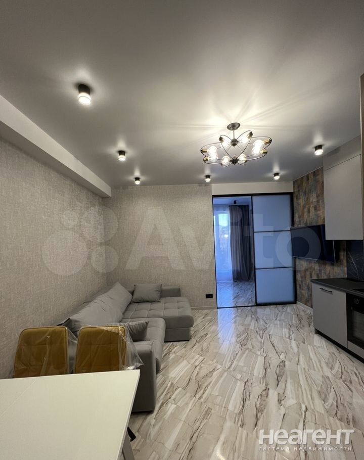 Продается 1-комнатная квартира, 40,1 м²