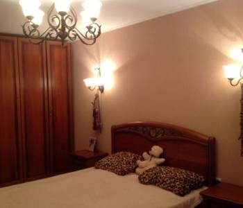 Продается 2-х комнатная квартира, 82 м²