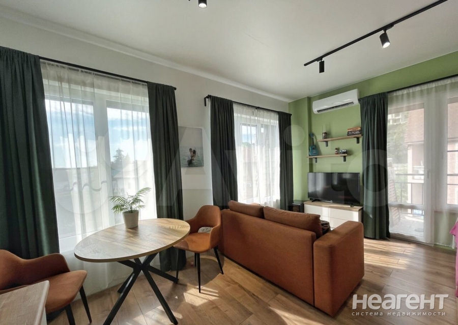 Продается 1-комнатная квартира, 30 м²