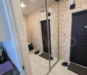 Продается 1-комнатная квартира, 43 м²