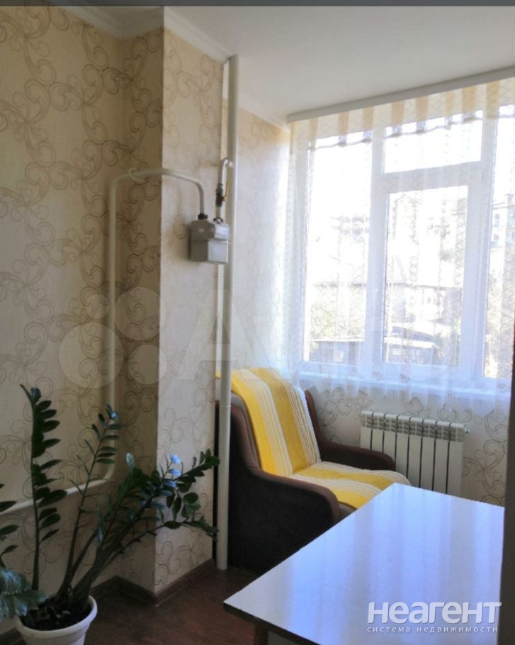 Продается 1-комнатная квартира, 33 м²