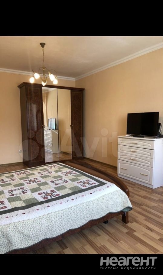 Продается 1-комнатная квартира, 44,3 м²