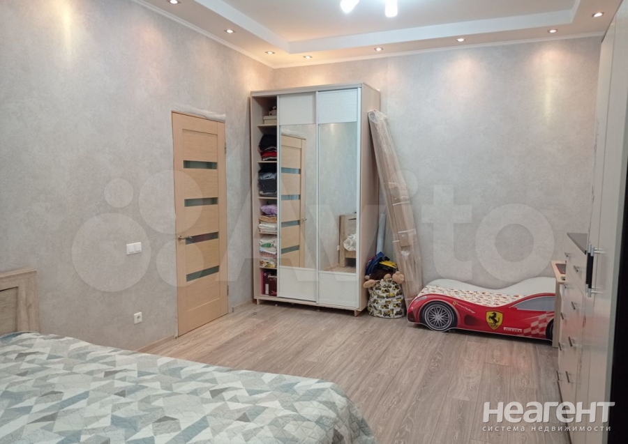 Продается 1-комнатная квартира, 39,6 м²