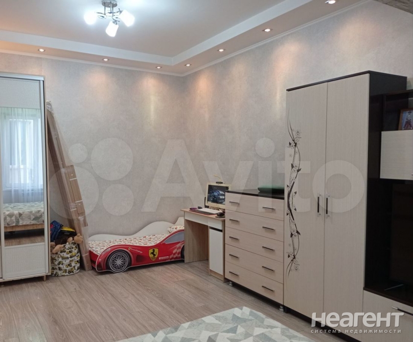 Продается 1-комнатная квартира, 39,6 м²