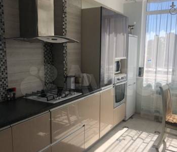 Продается 2-х комнатная квартира, 75 м²