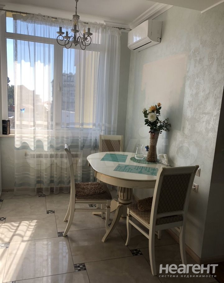 Продается 2-х комнатная квартира, 75 м²