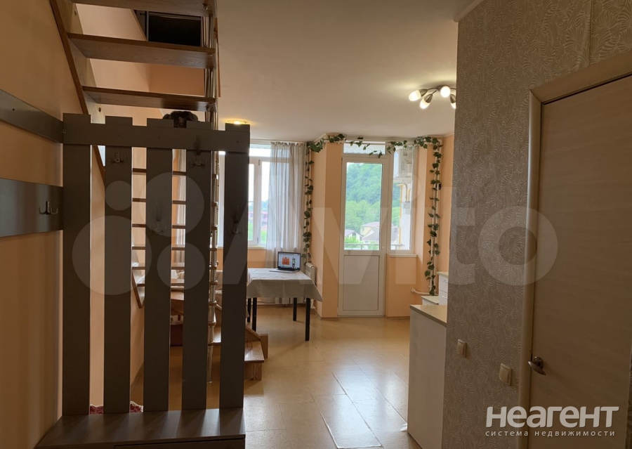 Продается 1-комнатная квартира, 40 м²