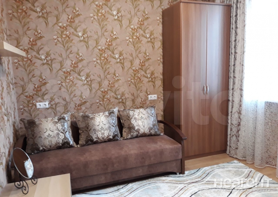 Сдается 1-комнатная квартира, 38 м²