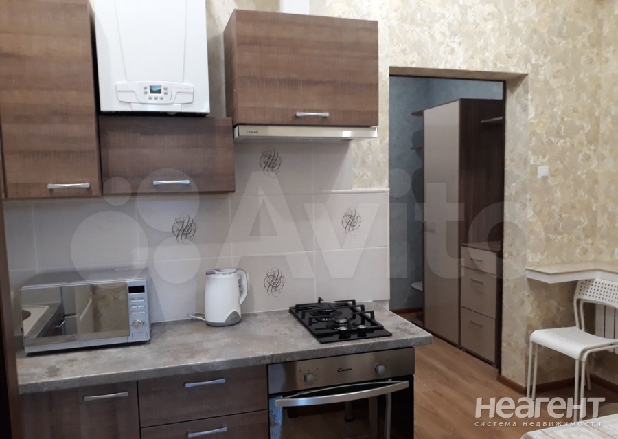 Сдается 1-комнатная квартира, 38 м²