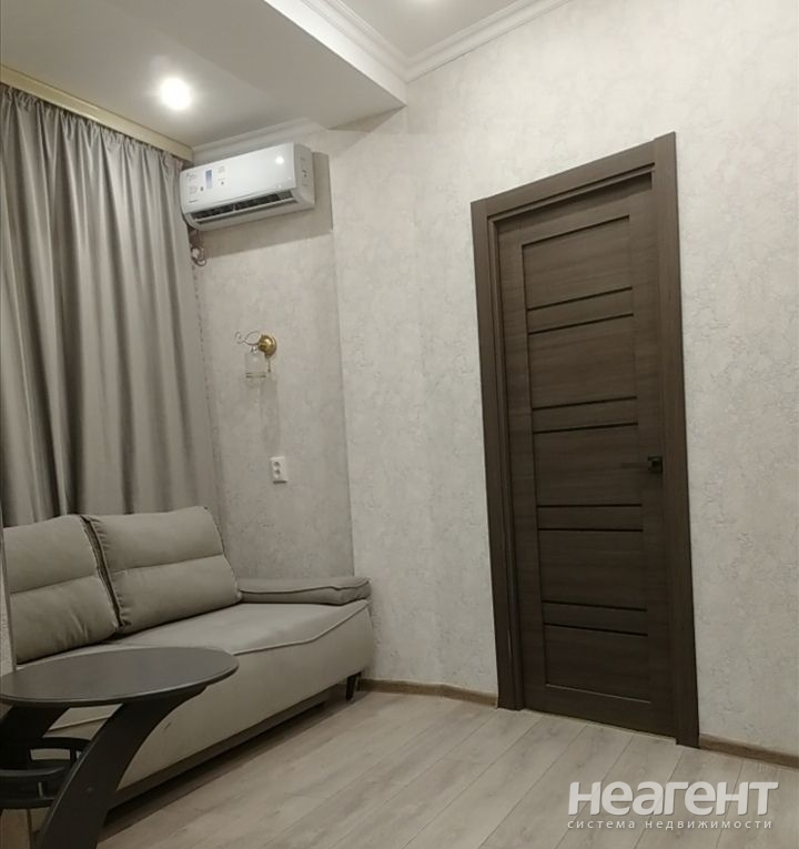 Продается 1-комнатная квартира, 28 м²