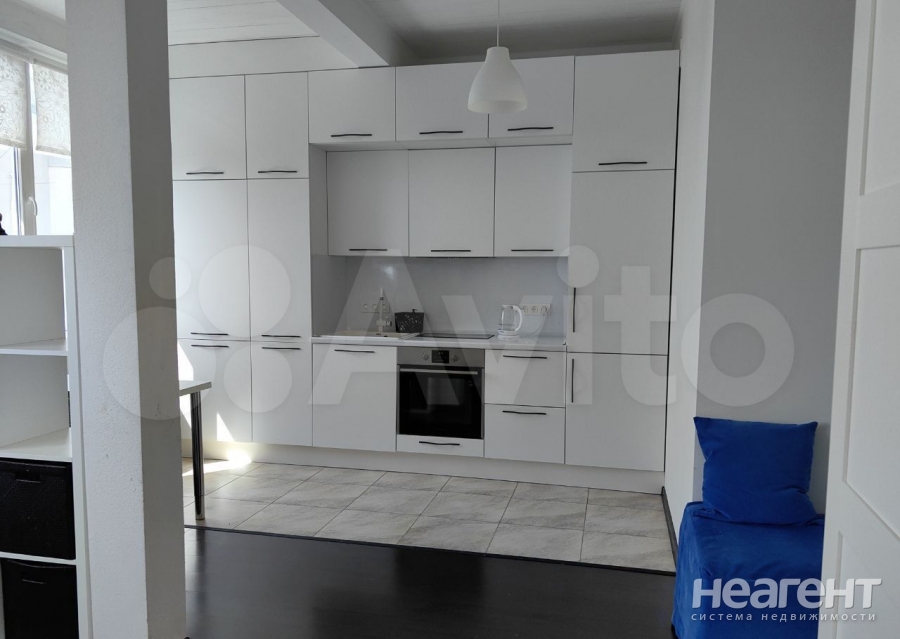 Продается 1-комнатная квартира, 36,8 м²