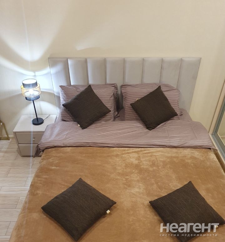 Продается 1-комнатная квартира, 36 м²