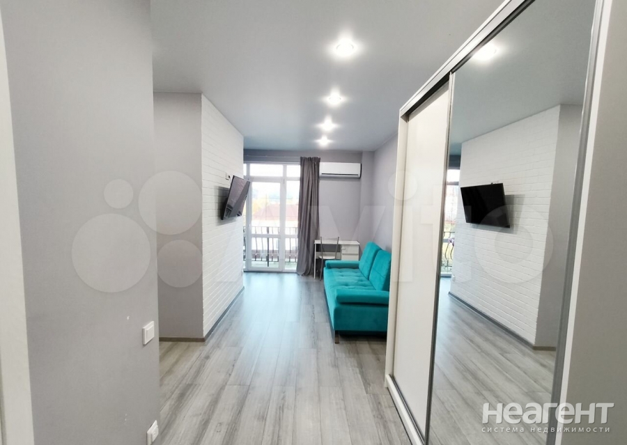 Продается 1-комнатная квартира, 32 м²