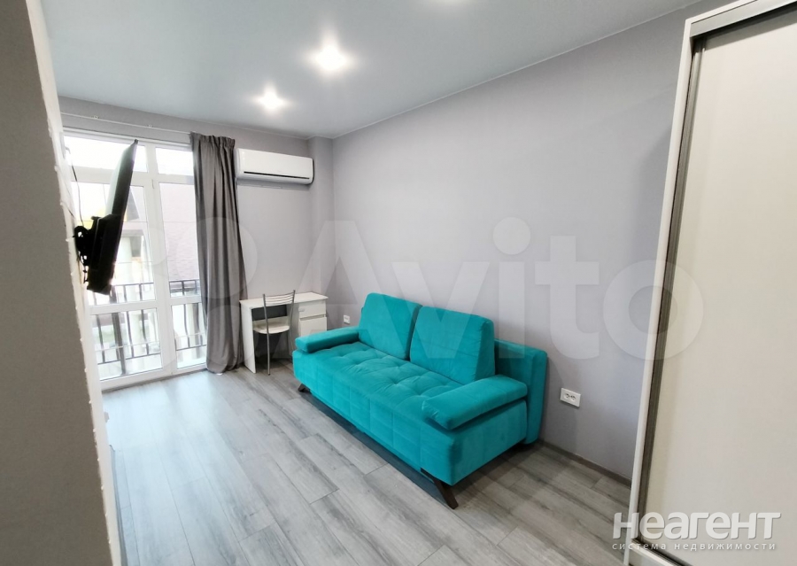 Продается 1-комнатная квартира, 32 м²