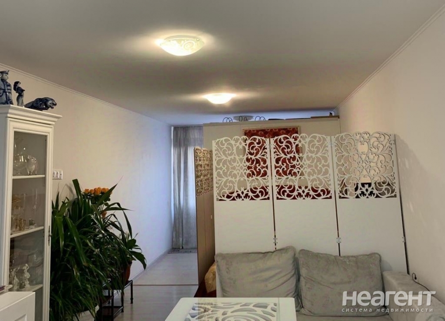 Продается 1-комнатная квартира, 44,4 м²