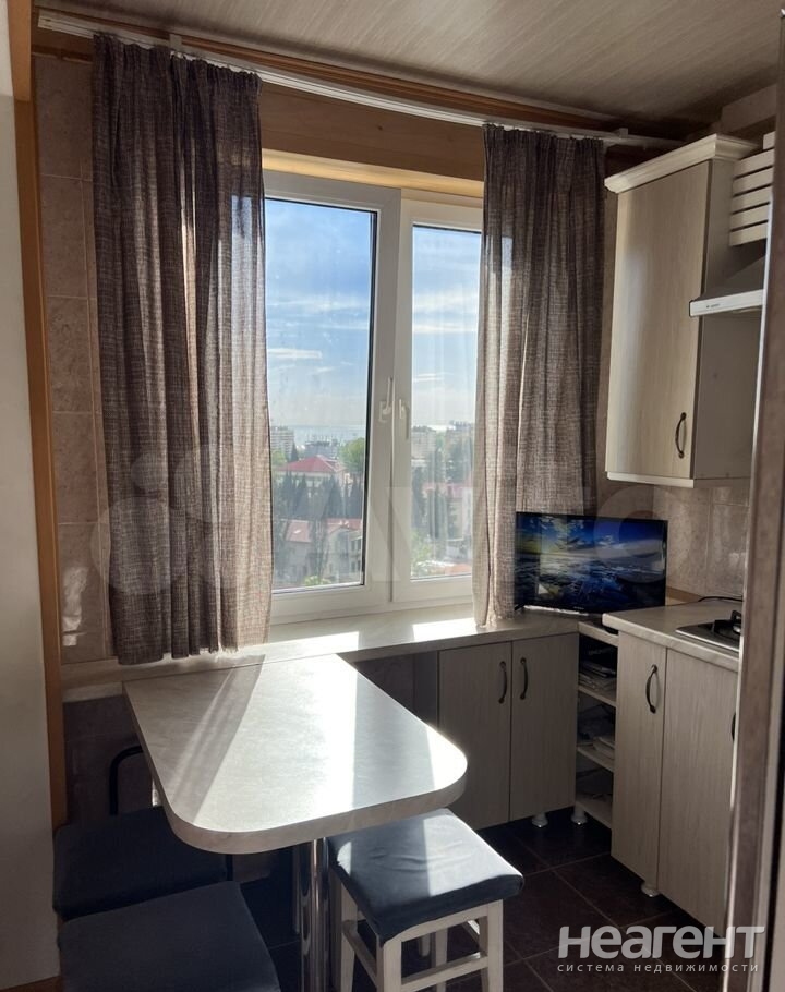 Продается 1-комнатная квартира, 34 м²