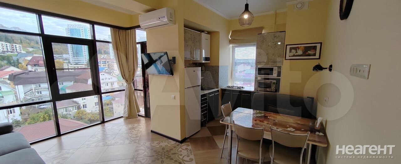 Продается 2-х комнатная квартира, 42 м²