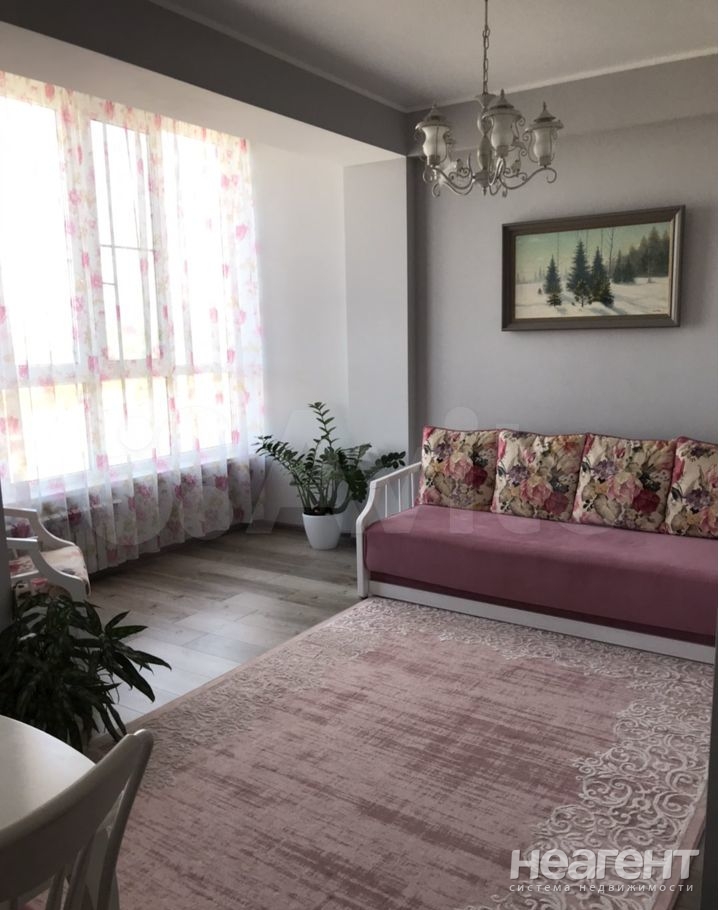 Продается 1-комнатная квартира, 39 м²