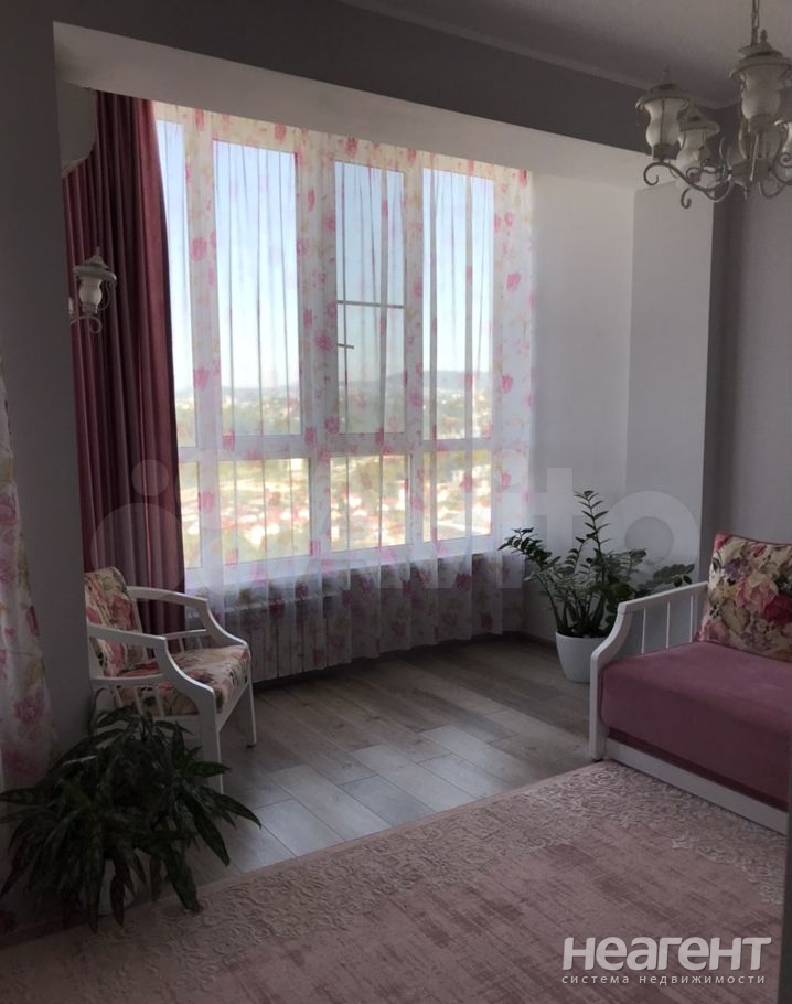 Продается 1-комнатная квартира, 39 м²