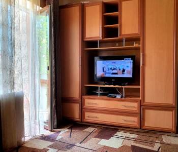 Продается 1-комнатная квартира, 35 м²