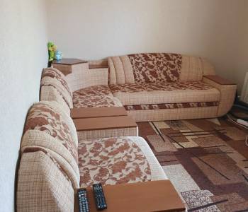 Продается 1-комнатная квартира, 35 м²