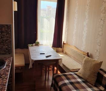 Продается 1-комнатная квартира, 35 м²