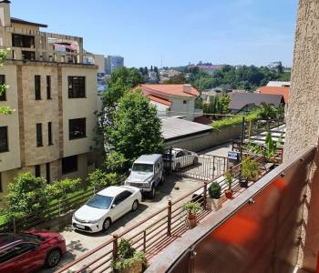 Продается 1-комнатная квартира, 35 м²