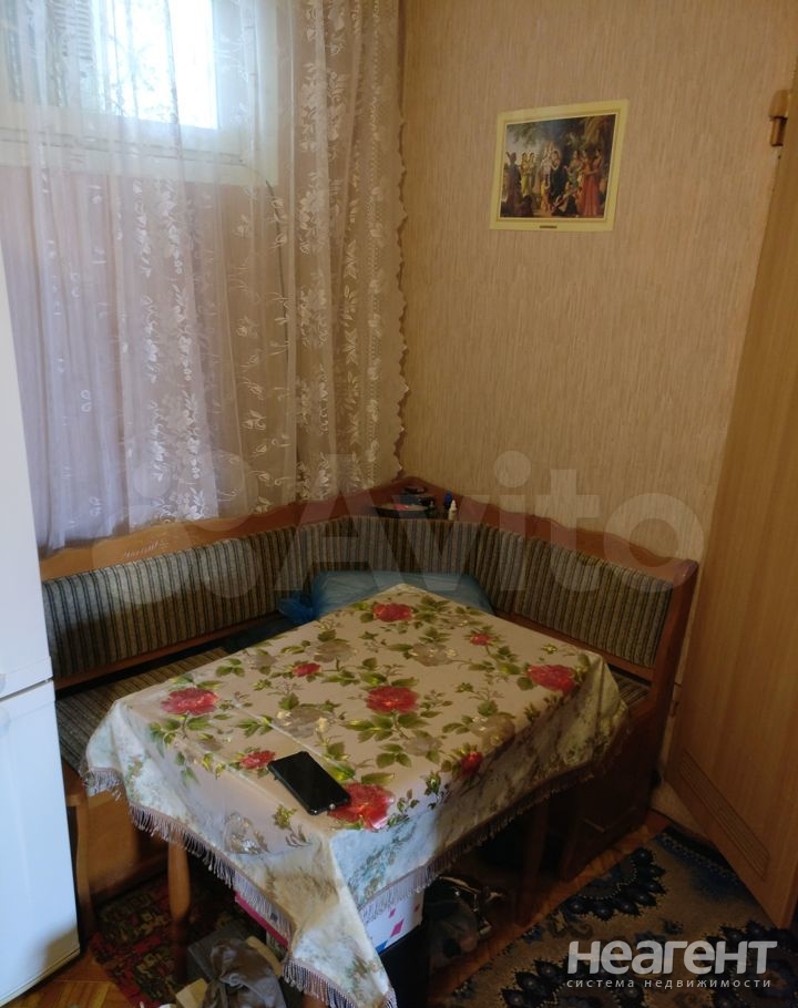 Продается 1-комнатная квартира, 41 м²