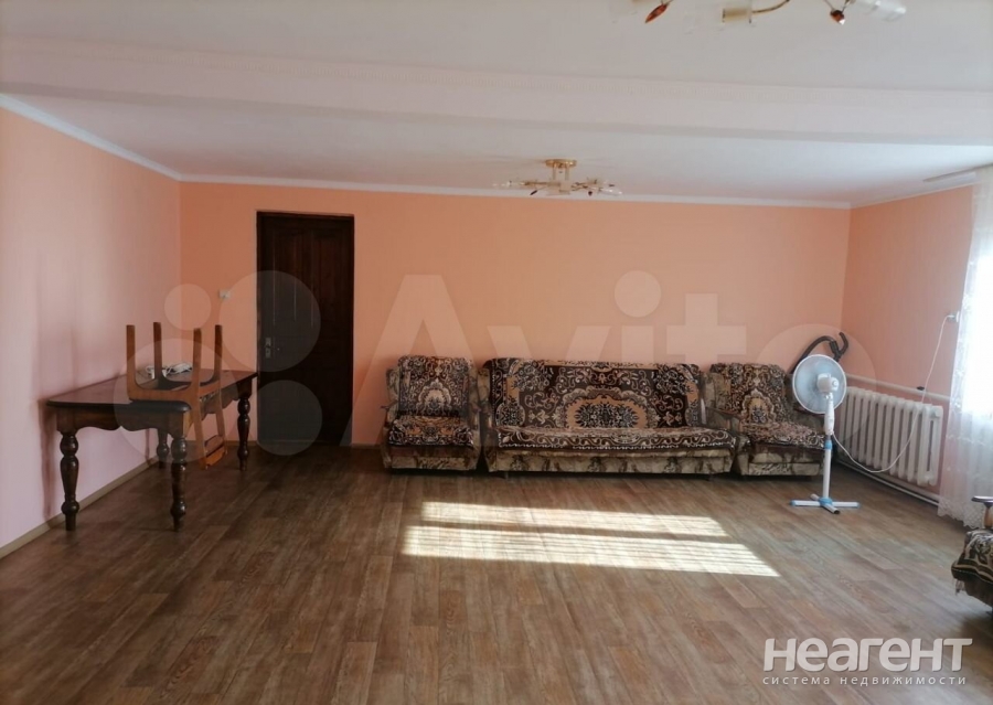 Продается Дом, 260 м²