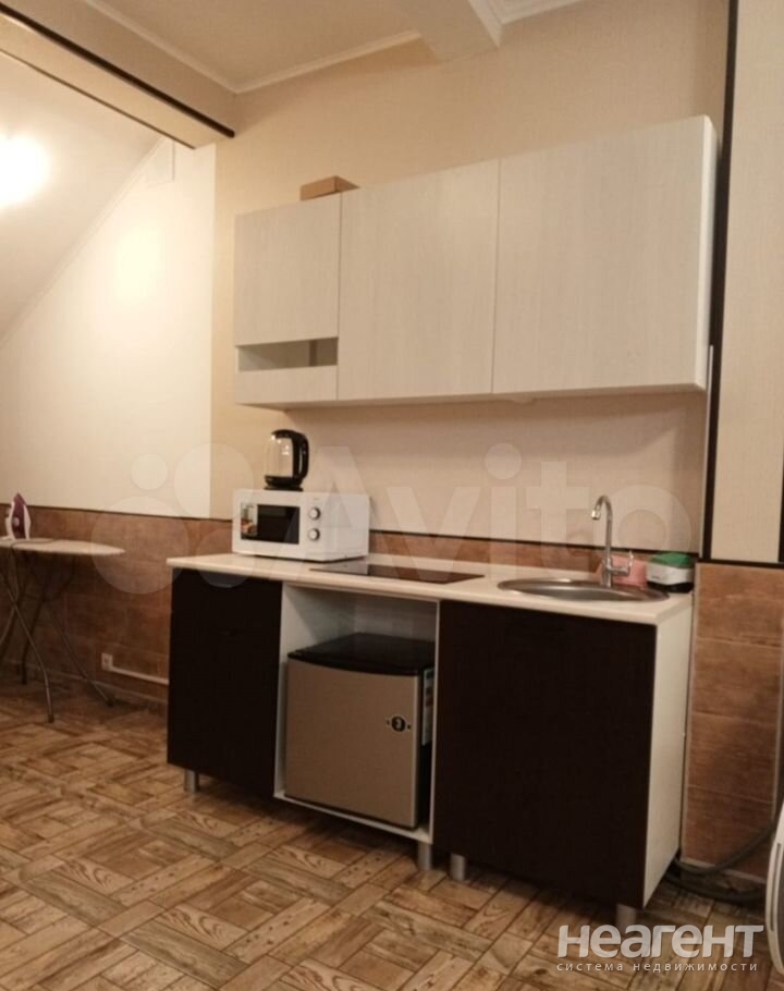 Продается 1-комнатная квартира, 37 м²