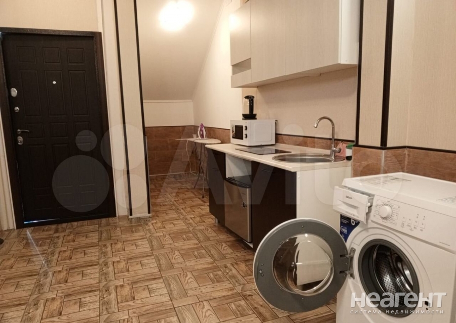 Продается 1-комнатная квартира, 37 м²