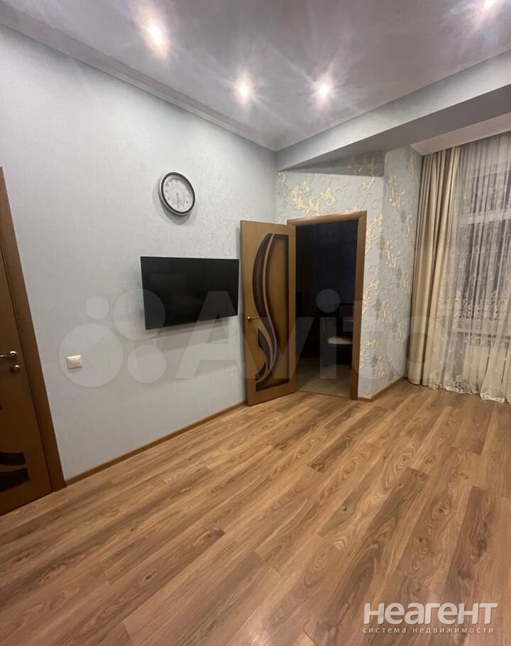 Продается 1-комнатная квартира, 32,6 м²