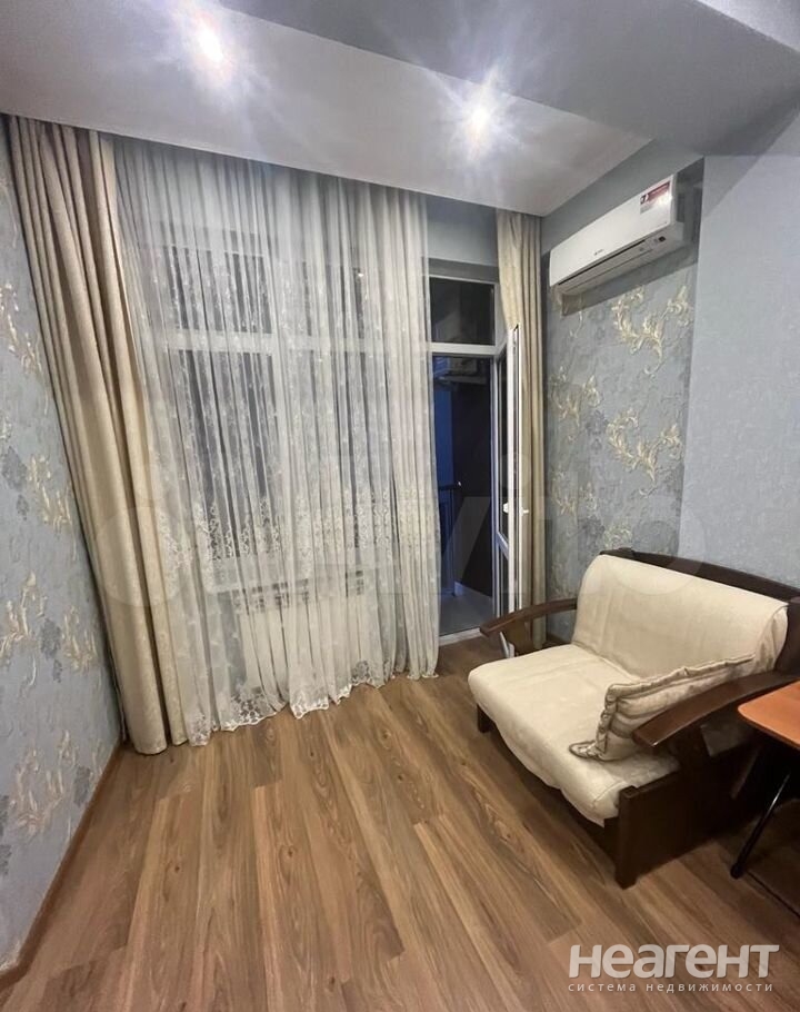 Продается 1-комнатная квартира, 32,6 м²