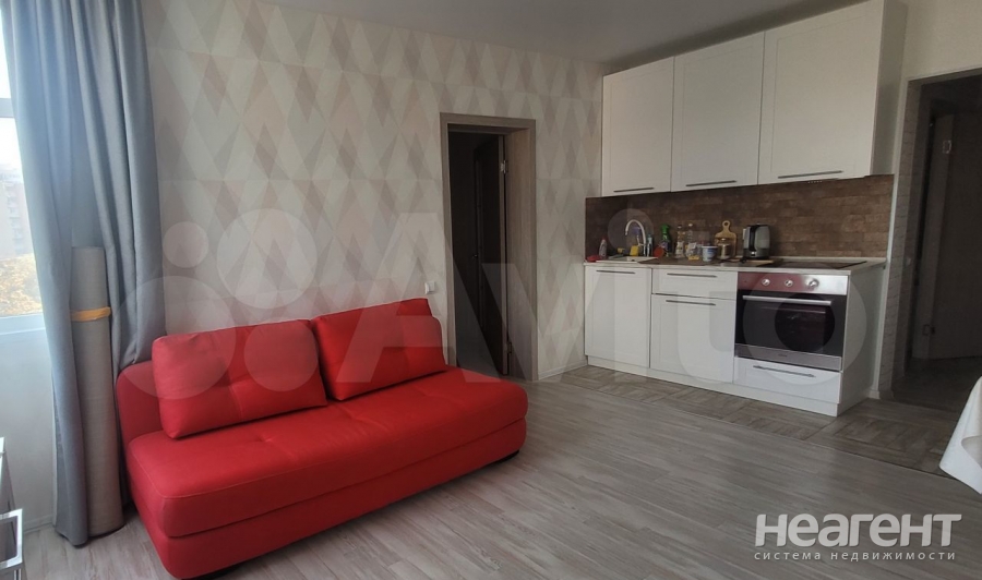 Продается 1-комнатная квартира, 36 м²