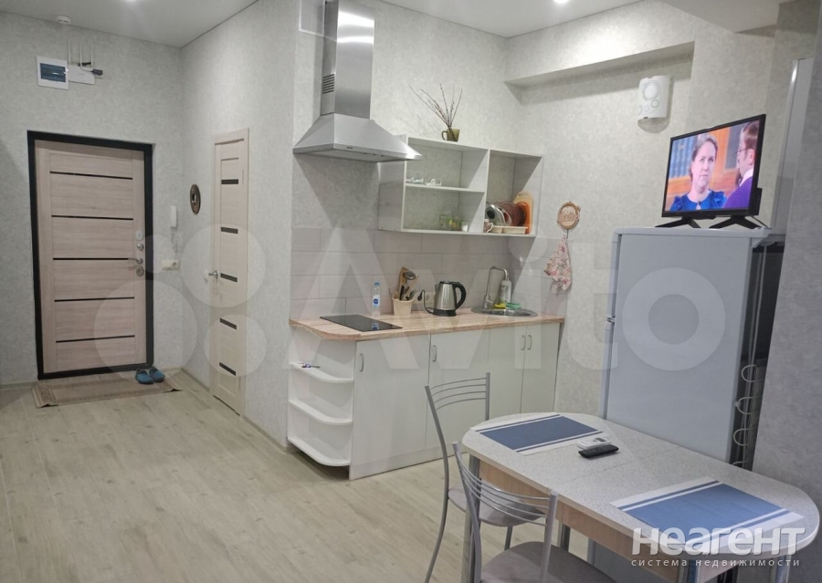 Продается 1-комнатная квартира, 28 м²