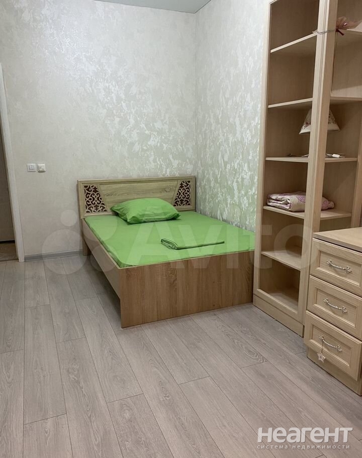 Продается Многокомнатная квартира, 86,3 м²