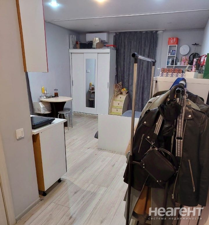 Продается 1-комнатная квартира, 27 м²