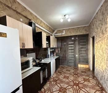 Продается Многокомнатная квартира, 98 м²